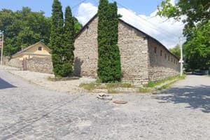 Дворівневі Лофт-Апартаменти у Старому місті 6