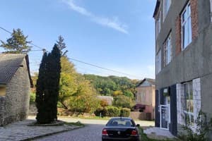 Дворівневі Лофт-Апартаменти у Старому місті 9