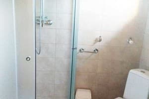 Готель Gala-Hotel. Стандарт 4-місний економ 5